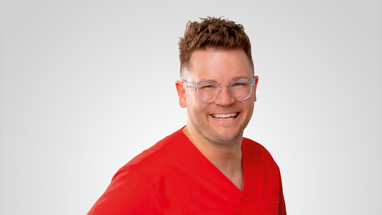 Dr. Dominik Ślusarczyk, DDS